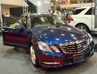 xciMercedes-BenzjE-CLASS(E 350 BlueTEC STATIONWAGON AVANTGARDE)