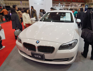 BMW 523i